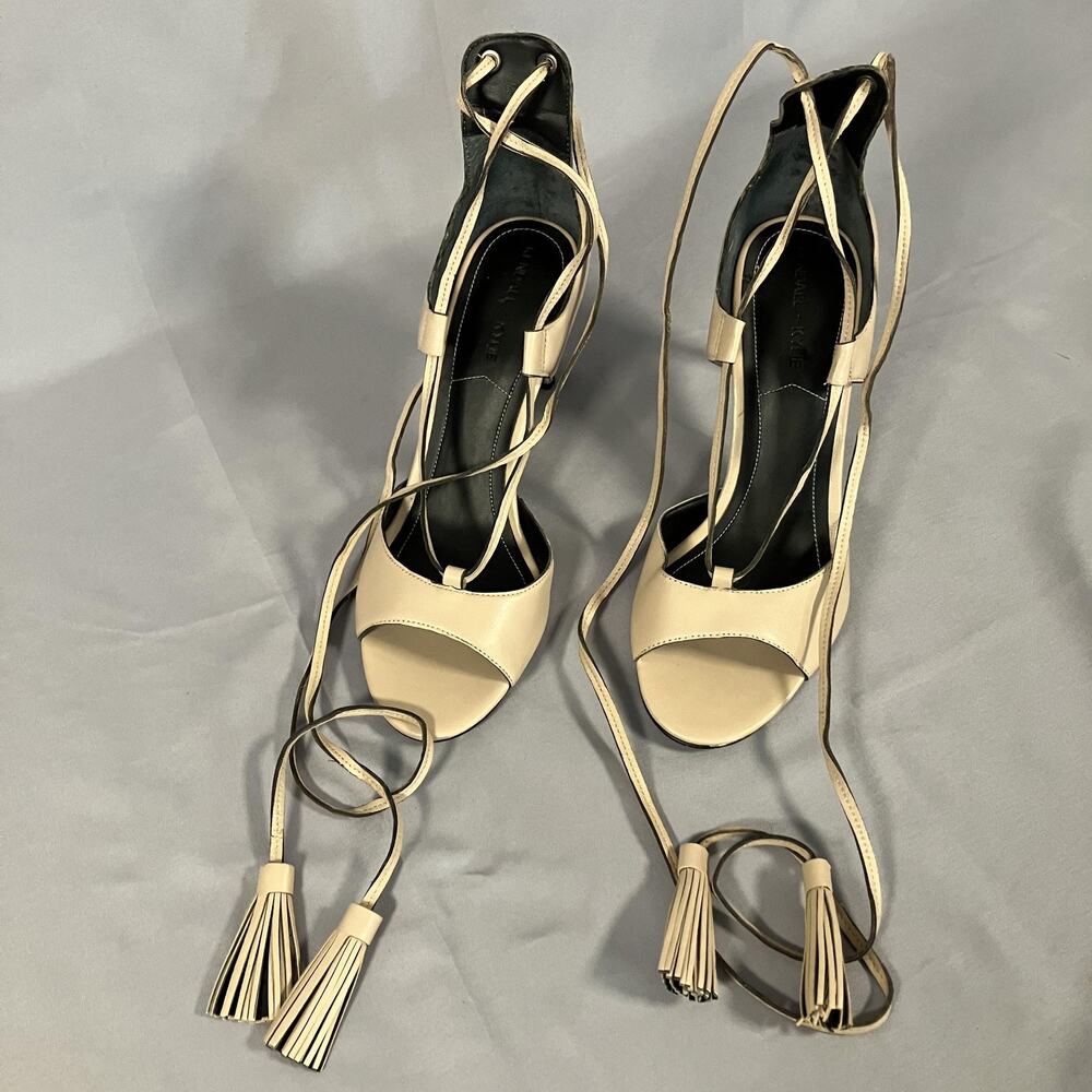 Kendall + Kylie Shoes Womens Size 6M Beige Nude Lace Up Stiletto Sandals Mira